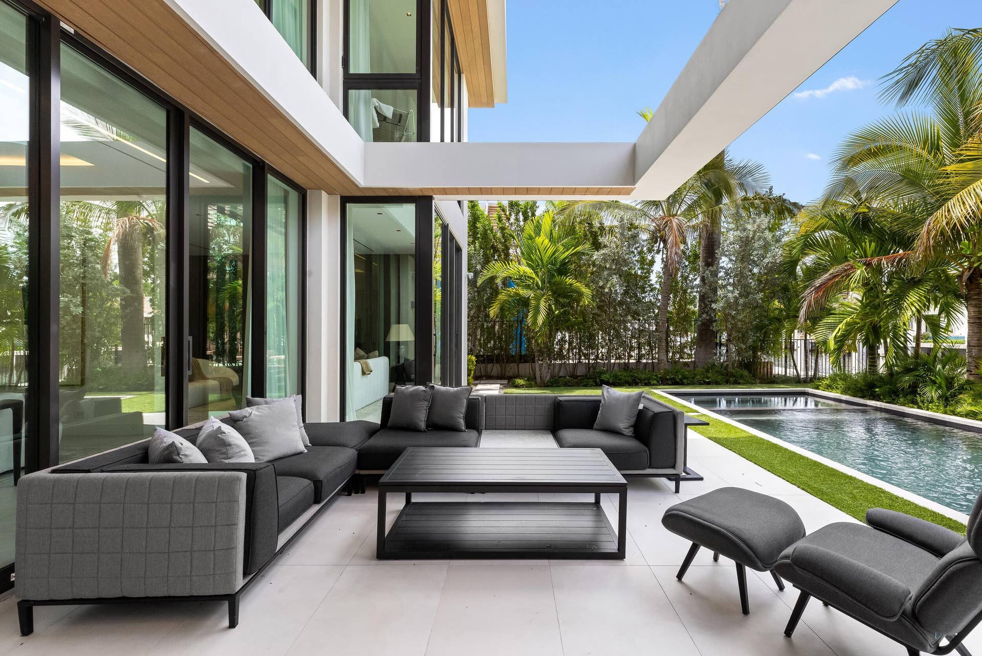 41 NURMI Drive, Fort Lauderdale, FL 33301 Patio 5