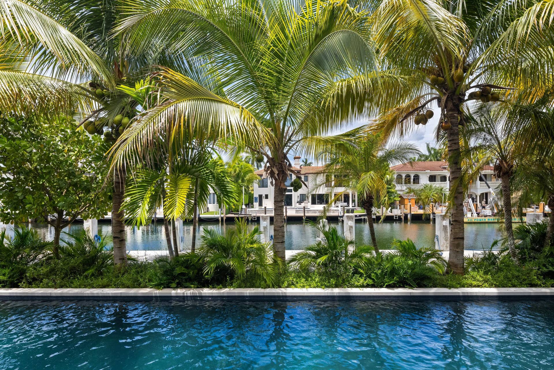 41 NURMI Drive, Fort Lauderdale, FL 33301 Pool 12