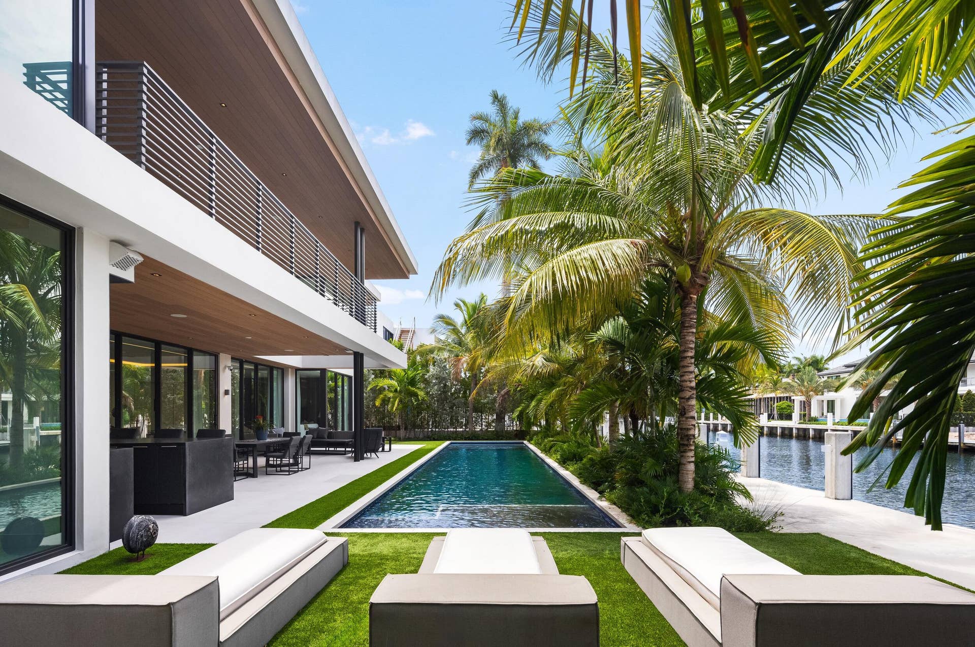 41 NURMI Drive, Fort Lauderdale, FL 33301 Pool 1