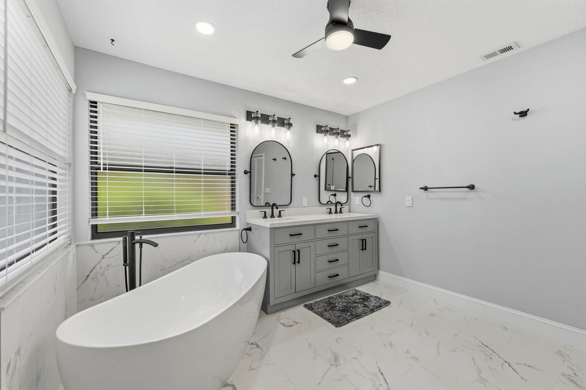 15833 118TH Trail N, Jupiter, FL 33478 Primary Bath
