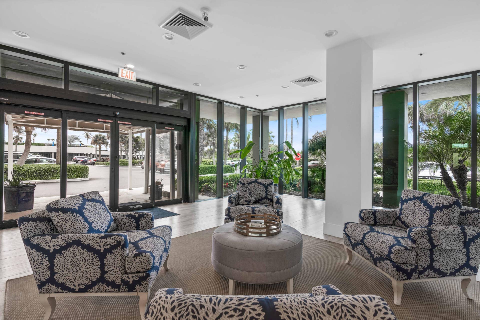 5550 N Ocean Drive, #5c, Singer Island, Singer Island, FL 33404 Lobby