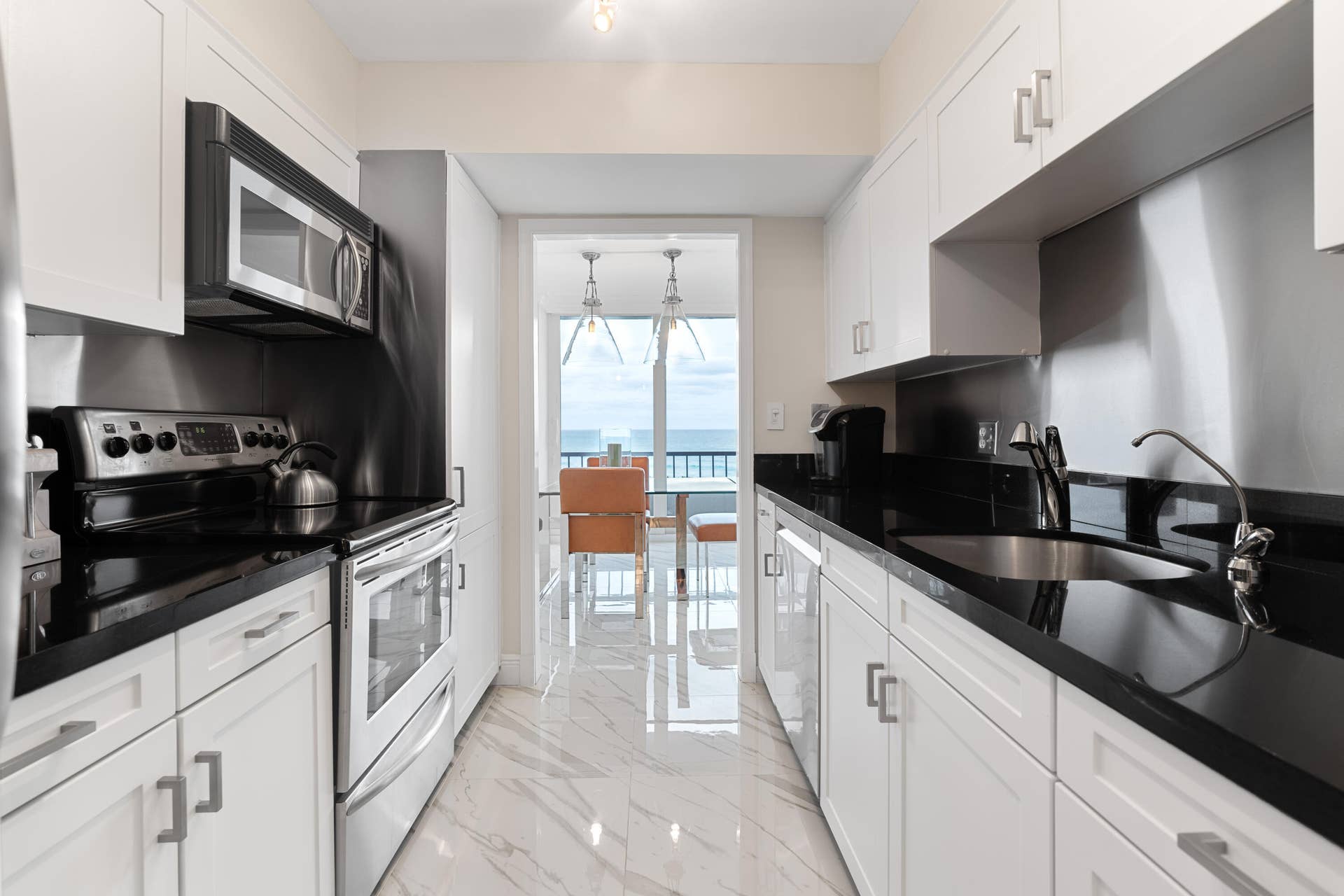 5550 N Ocean Drive, #5c, Singer Island, Singer Island, FL 33404 Kitchen