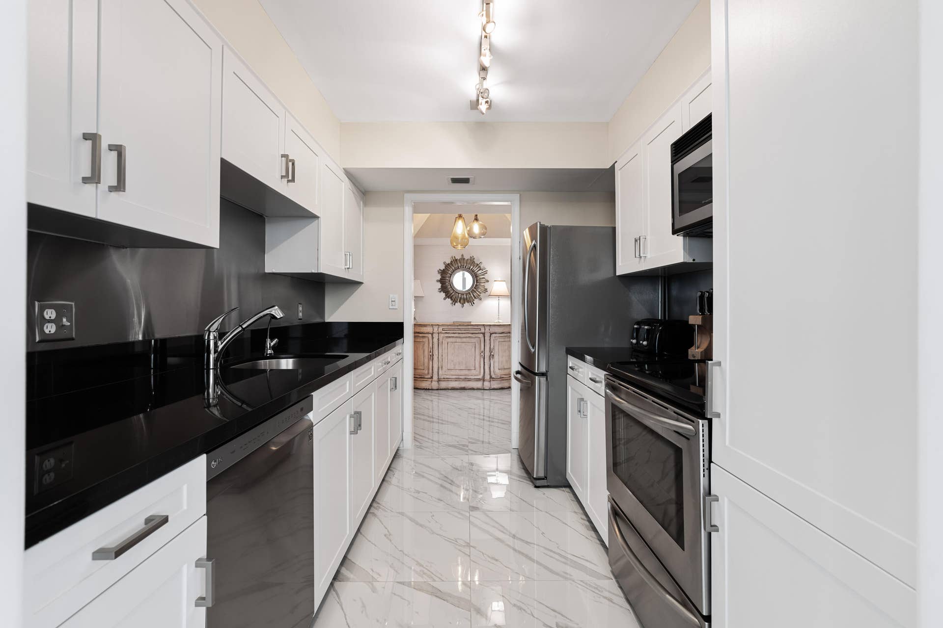 5550 N Ocean Drive, #5c, Singer Island, Singer Island, FL 33404 Kitchen