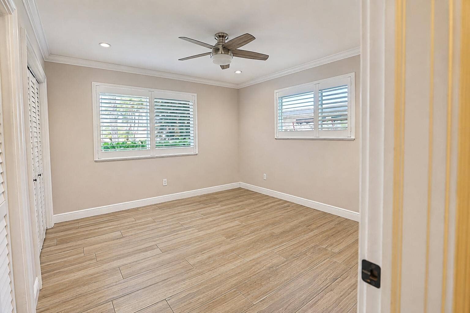 2832 NE 34TH Street, Lighthouse Point, FL 33064 2832 Donna 21