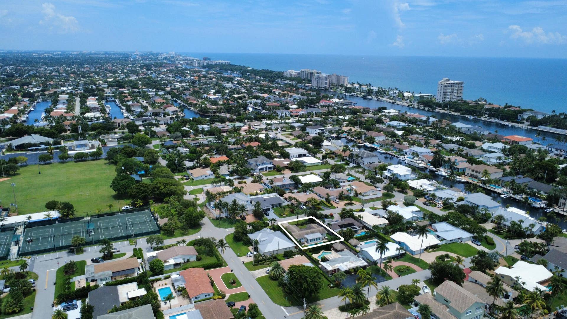 2832 NE 34TH Street, Lighthouse Point, FL 33064 2832 Donna 55