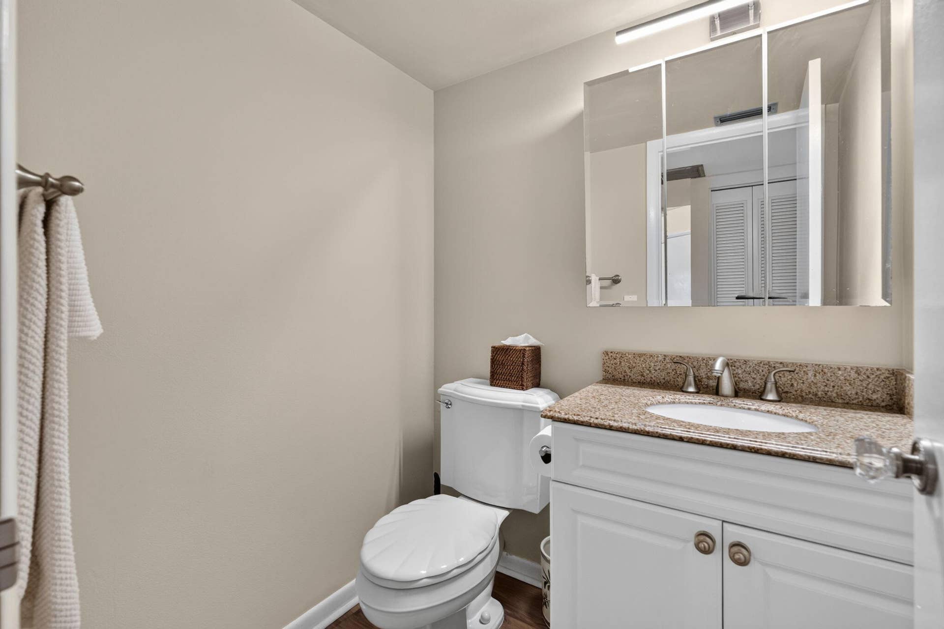 1605 S Us Highway 1, #V1-203, Jupiter, FL 33477 Half Bathroom