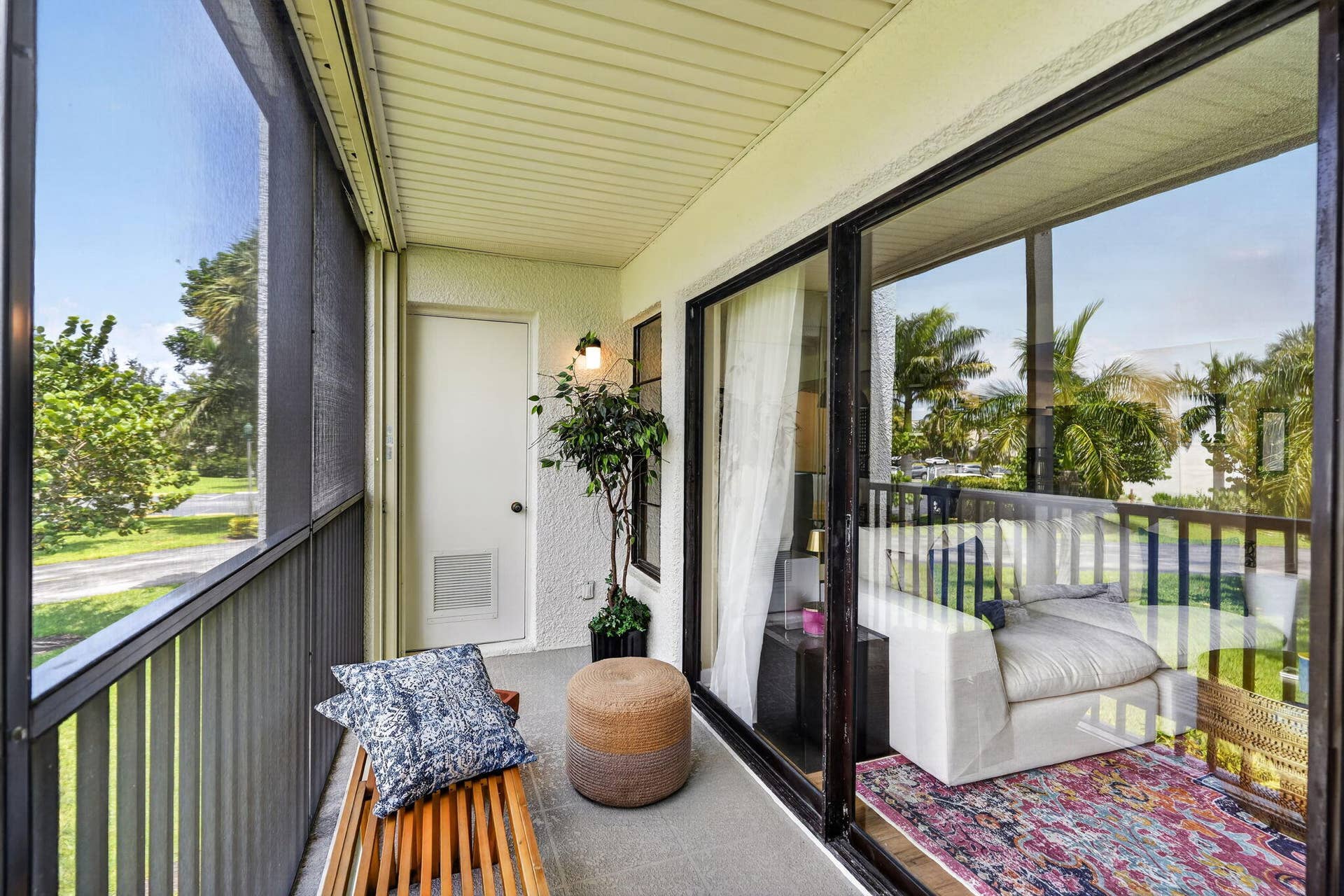 1605 S Us Highway 1, #V1-203, Jupiter, FL 33477 Screened in Balcony