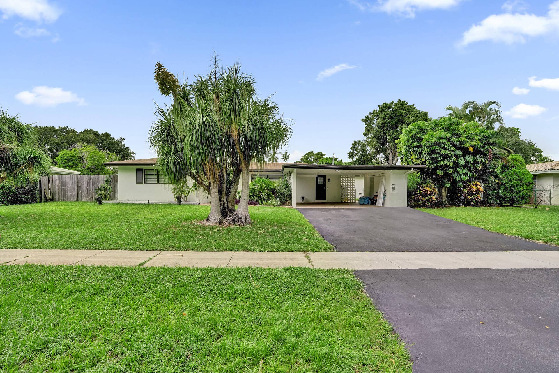 885 Azalea Court, Plantation, FL 33317 DSC00421