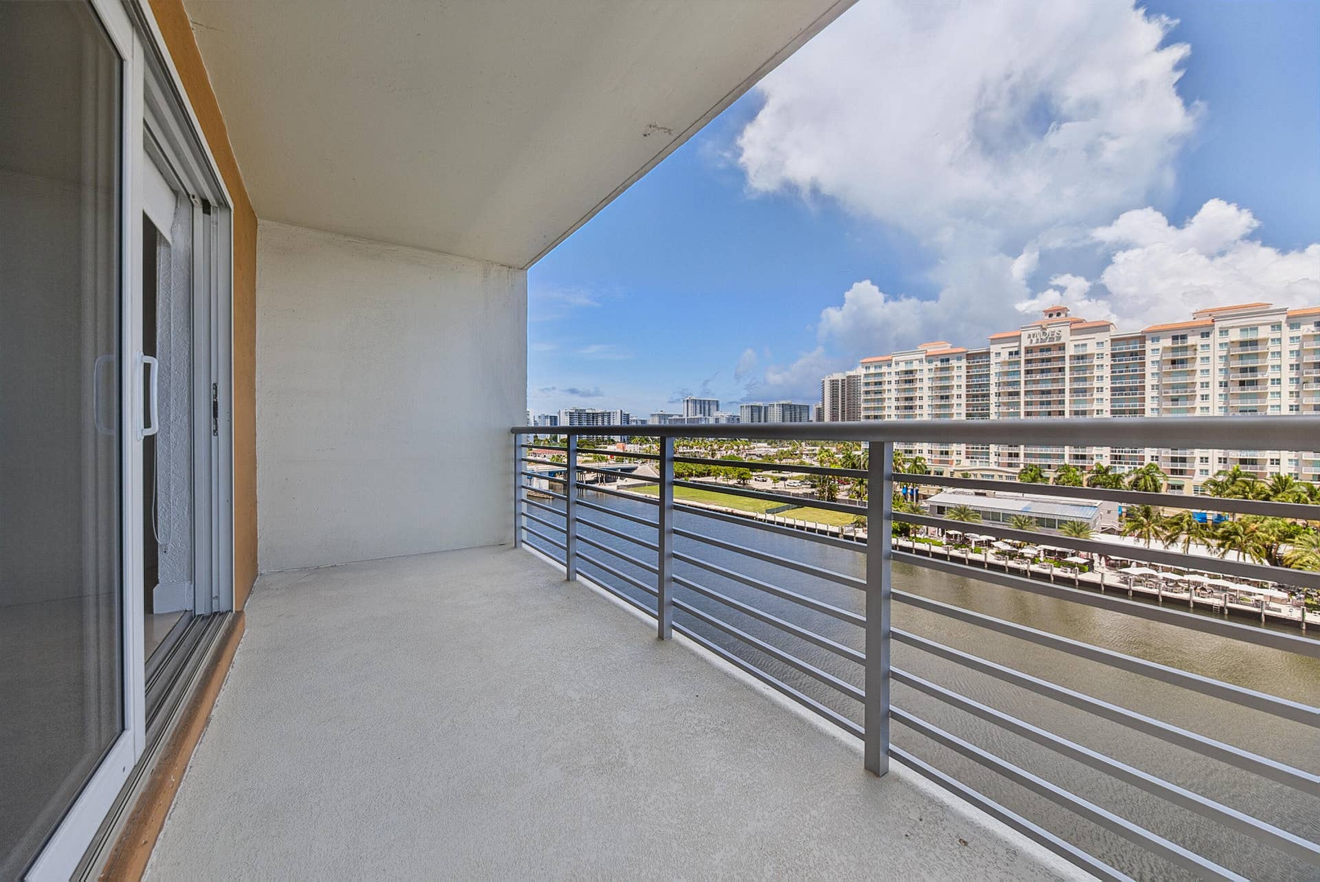 2900 NE 30th Street, #9i, Fort Lauderdale, FL 33306 castro-30