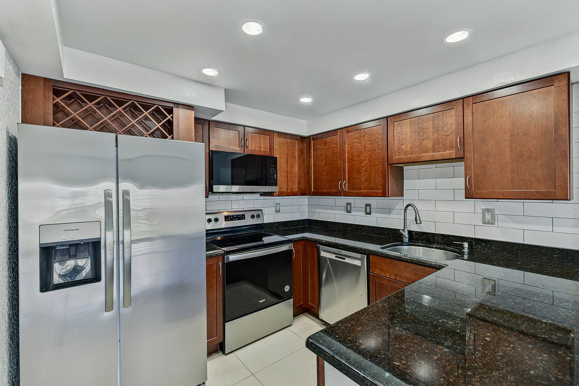 2900 NE 30th Street, #9i, Fort Lauderdale, FL 33306 castro-23