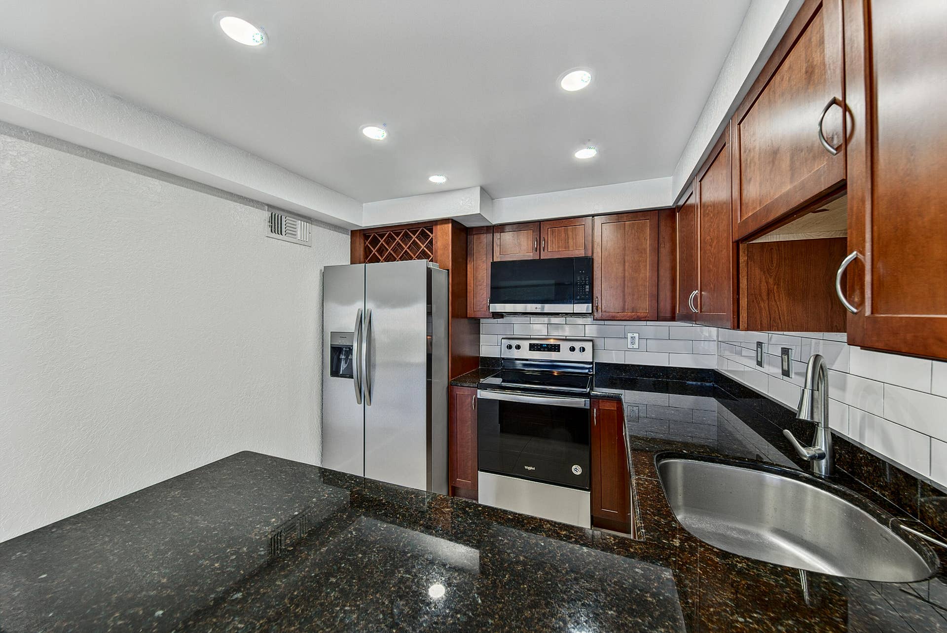 2900 NE 30th Street, #9i, Fort Lauderdale, FL 33306 castro-21