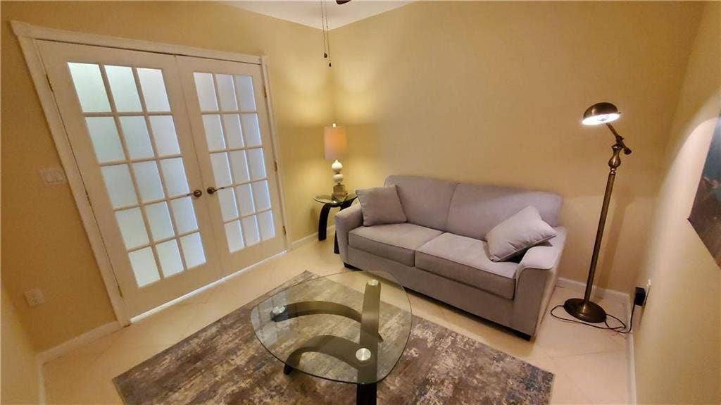 2001 N OCEAN Boulevard, #1106, Fort Lauderdale, FL 33305 Enclosed DEN / TV Room