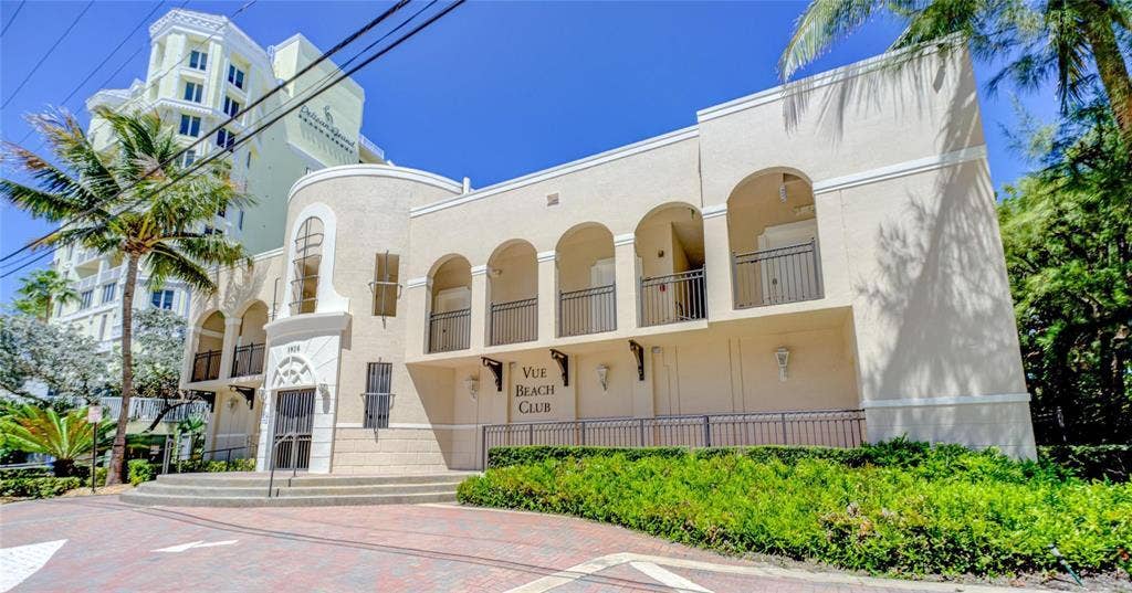 2001 N OCEAN Boulevard, #1106, Fort Lauderdale, FL 33305 PRIVATE Beach Club SPA & POOL