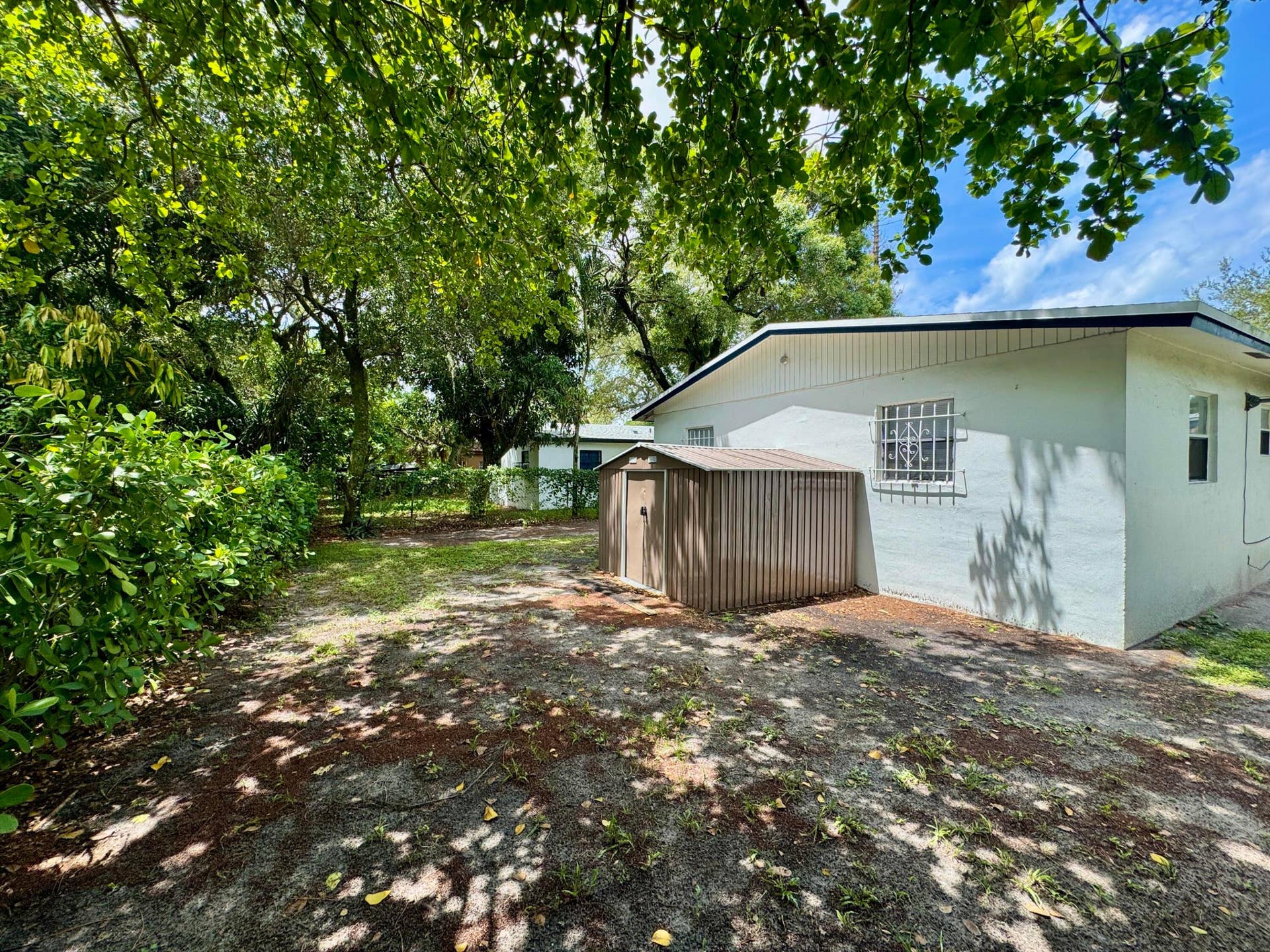 408 NW 21ST Terrace, Fort Lauderdale, FL 33311 Backyard
