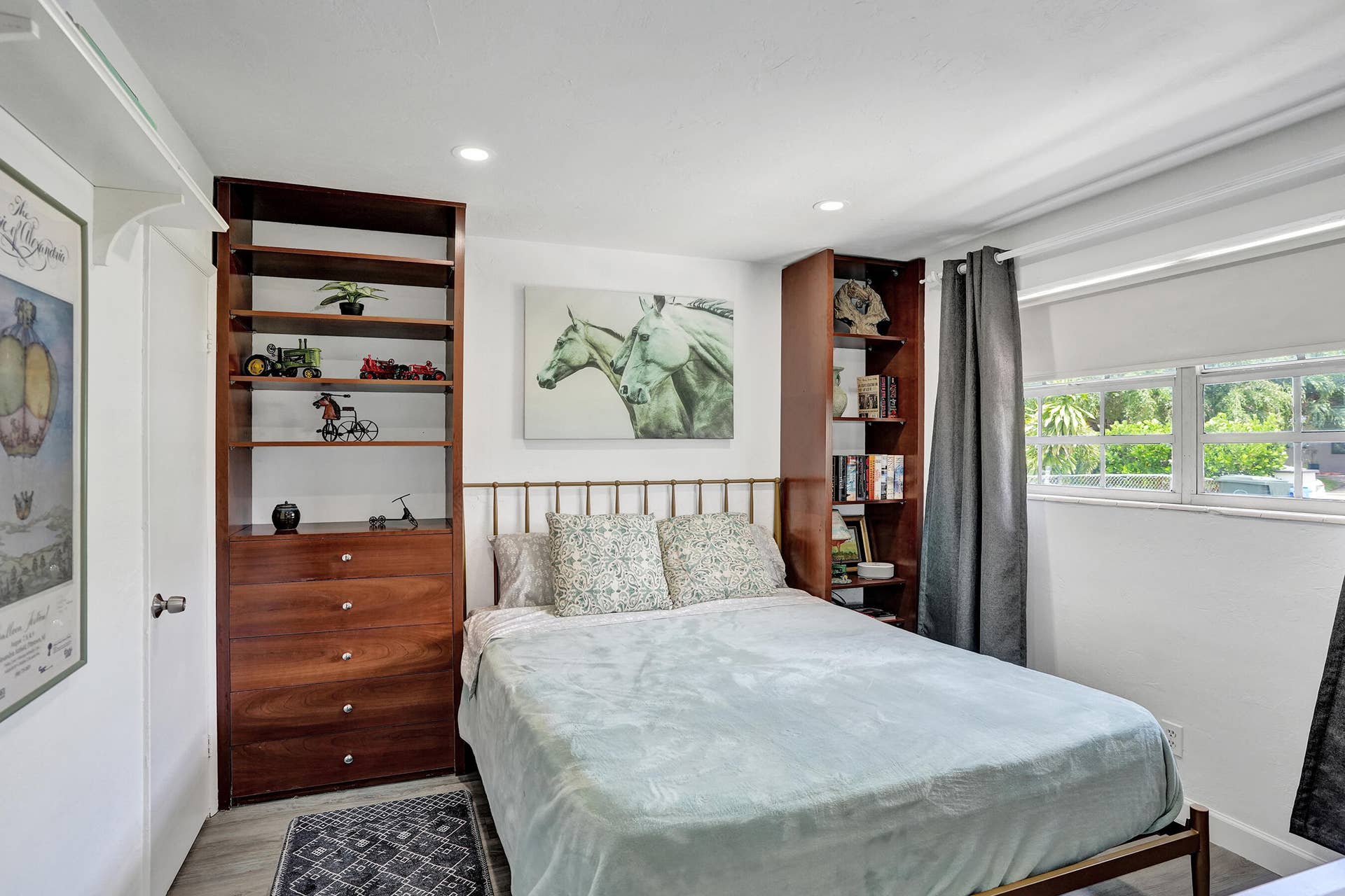 4131 NW 11th Avenue, Fort Lauderdale, FL 33309 master bedroom