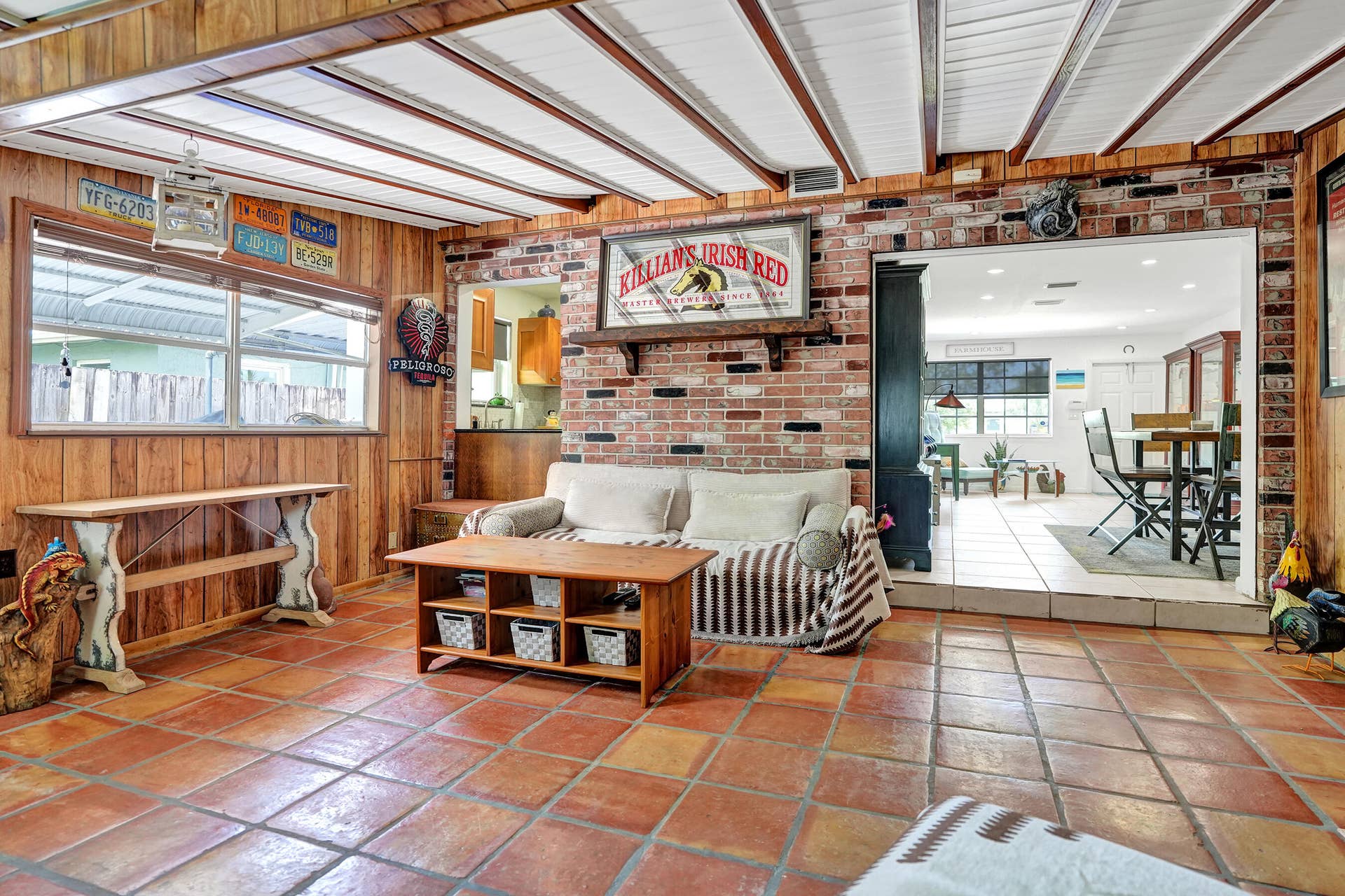 4131 NW 11th Avenue, Fort Lauderdale, FL 33309 family room