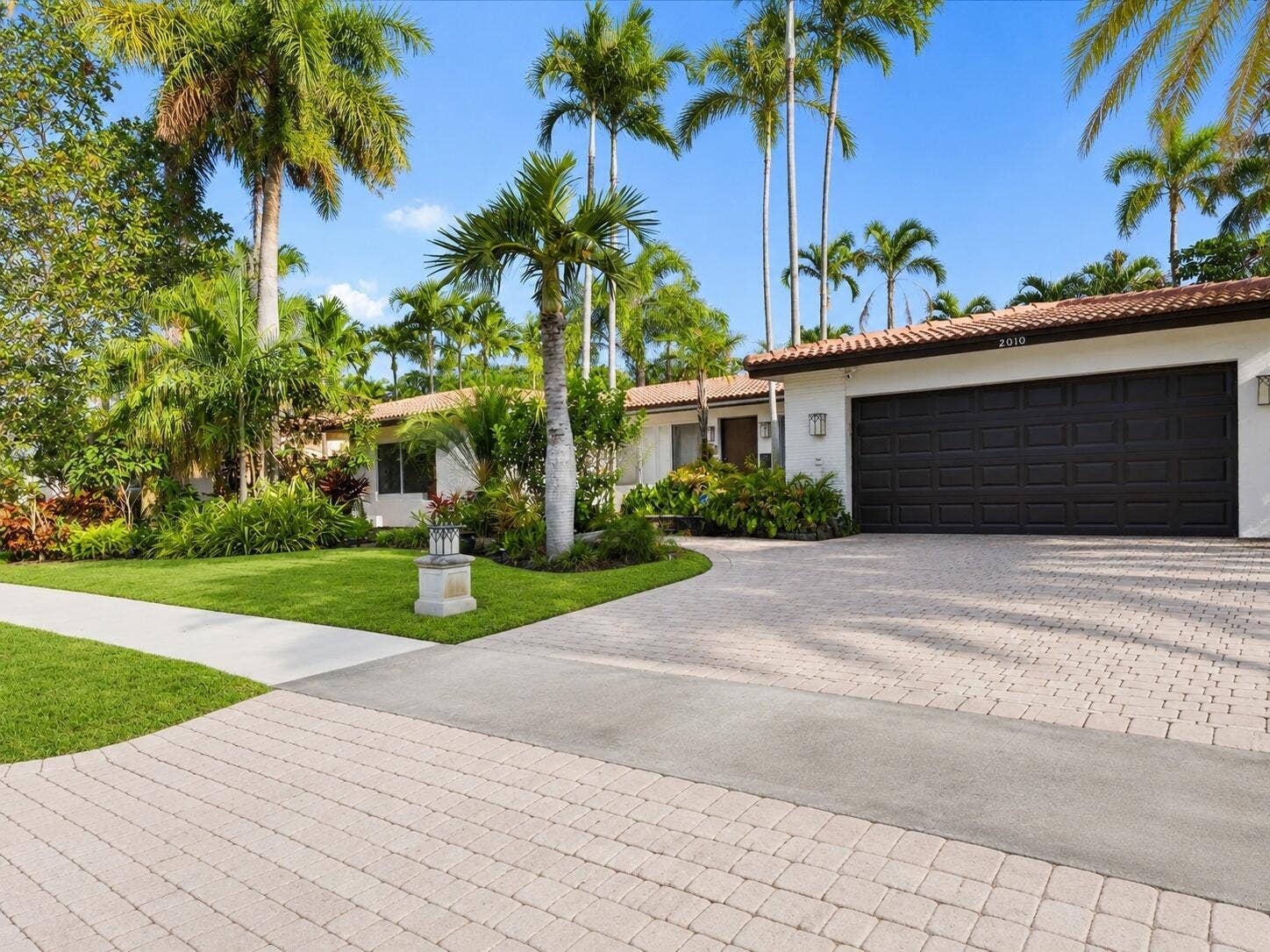 2010 NE 59th Place, Fort Lauderdale, FL 33308 front street view