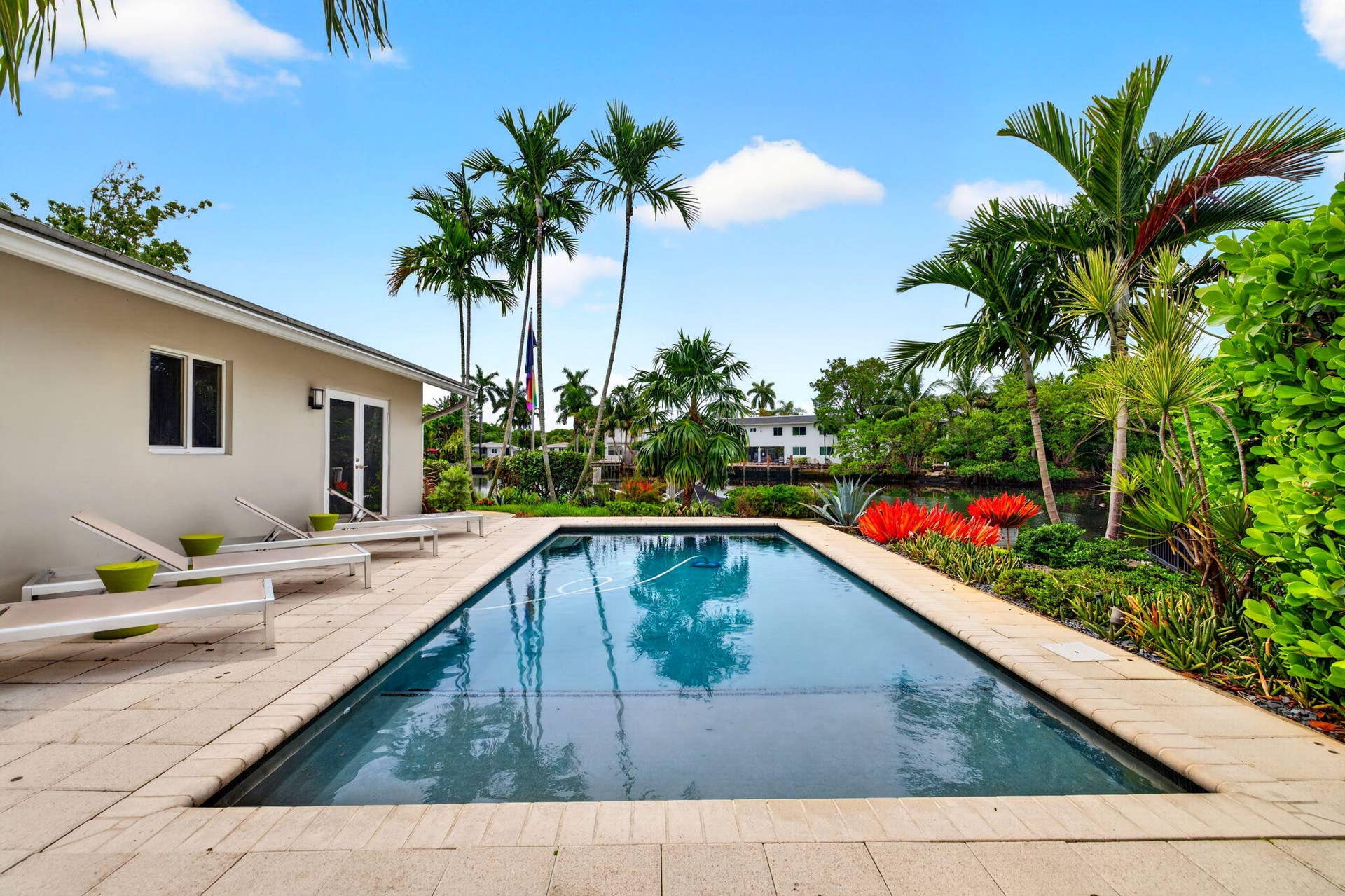 1948 NE 7TH Terrace, Wilton Manors, FL 33305 80-web-or-mls-699A1903