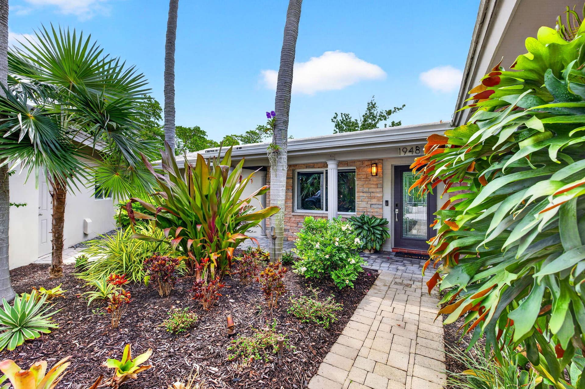 1948 NE 7TH Terrace, Wilton Manors, FL 33305 7-web-or-mls-699A2068