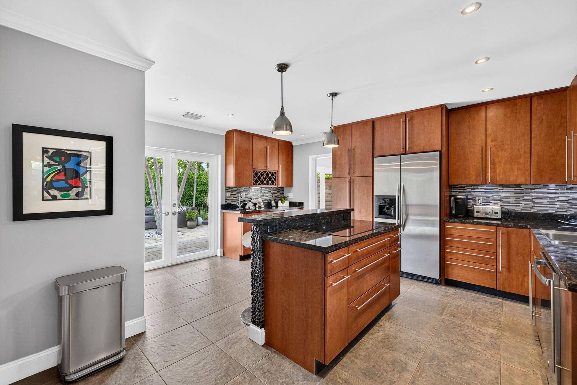 1948 NE 7TH Terrace, Wilton Manors, FL 33305 15-web-or-mls-699A1446
