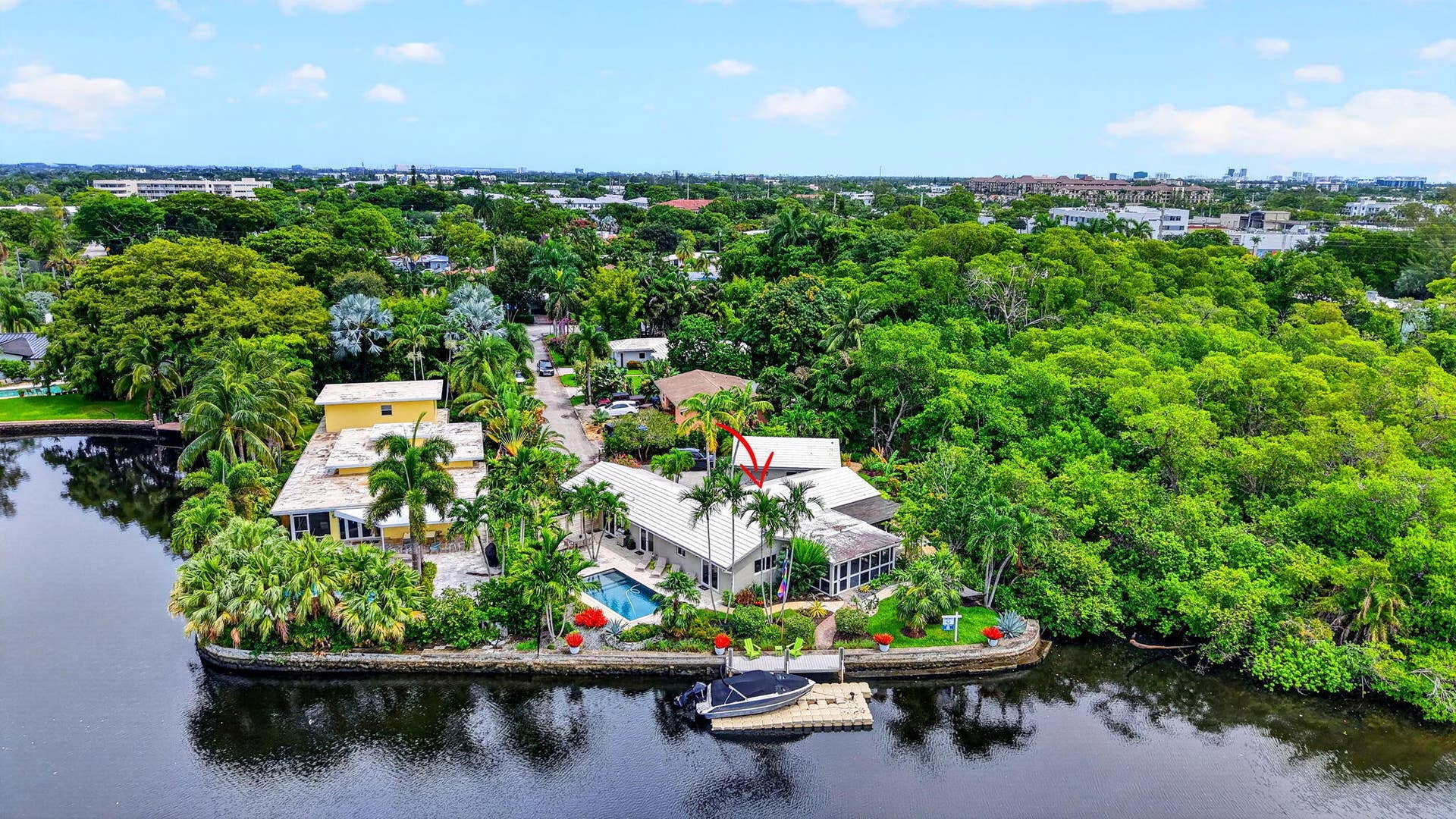 1948 NE 7TH Terrace, Wilton Manors, FL 33305 95-web-or-mls-DJI_20260805114813_0026_D