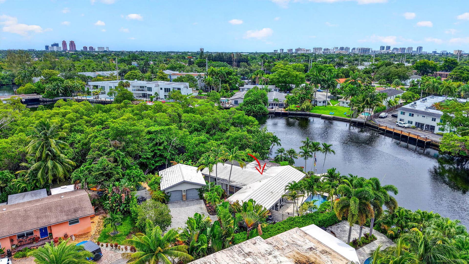 1948 NE 7TH Terrace, Wilton Manors, FL 33305 93-web-or-mls-DJI_20260805114743_0011_D