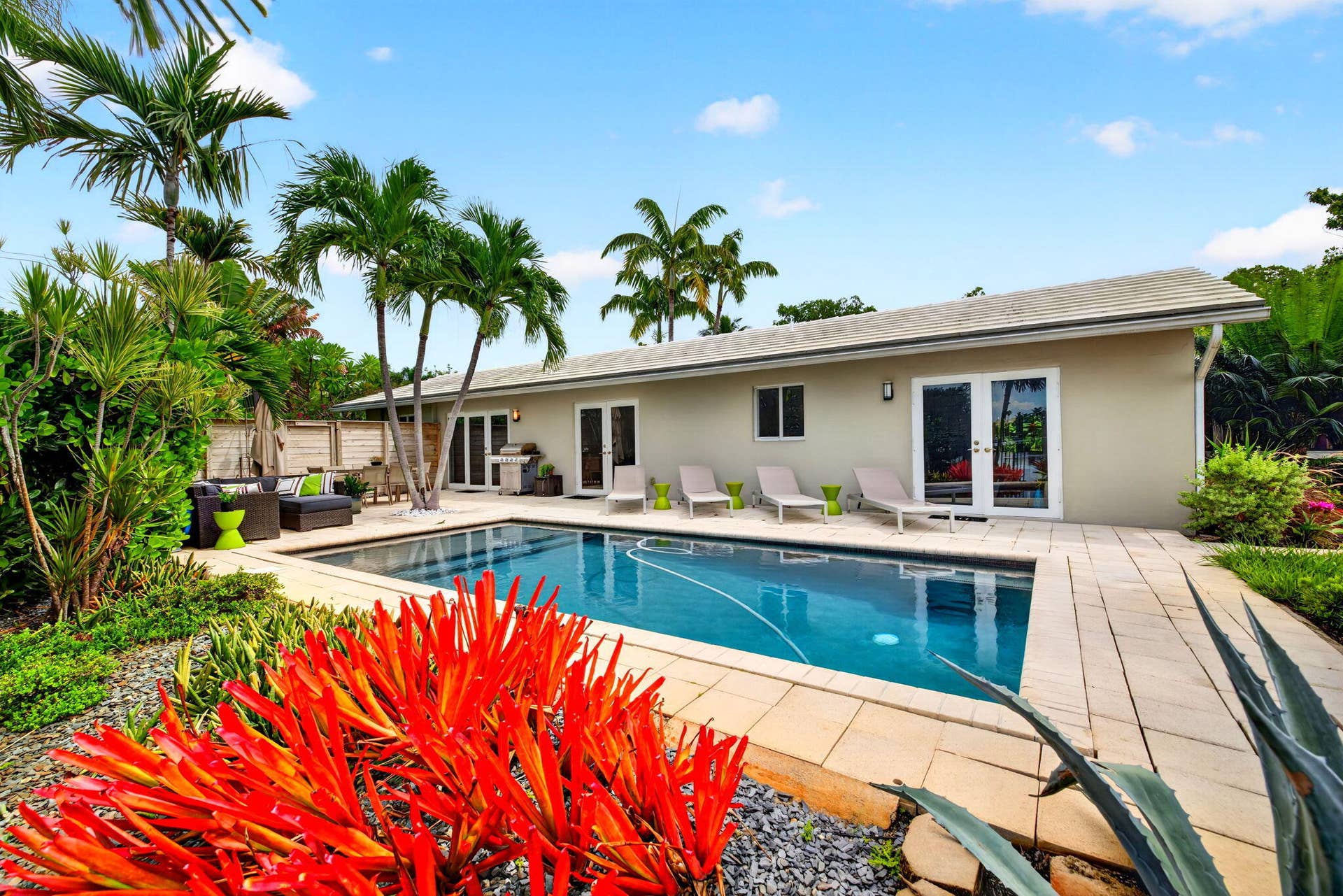1948 NE 7TH Terrace, Wilton Manors, FL 33305 85-web-or-mls-699A1938