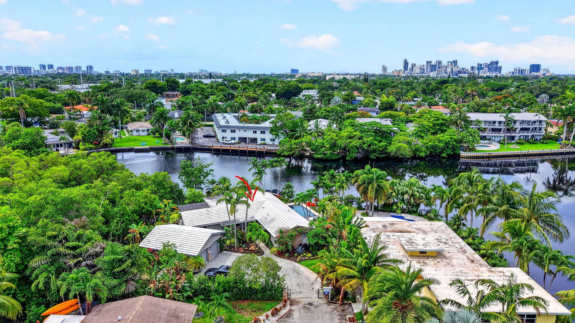 1948 NE 7TH Terrace, Wilton Manors, FL 33305 91-web-or-mls-DJI_20260805114715_0001_D