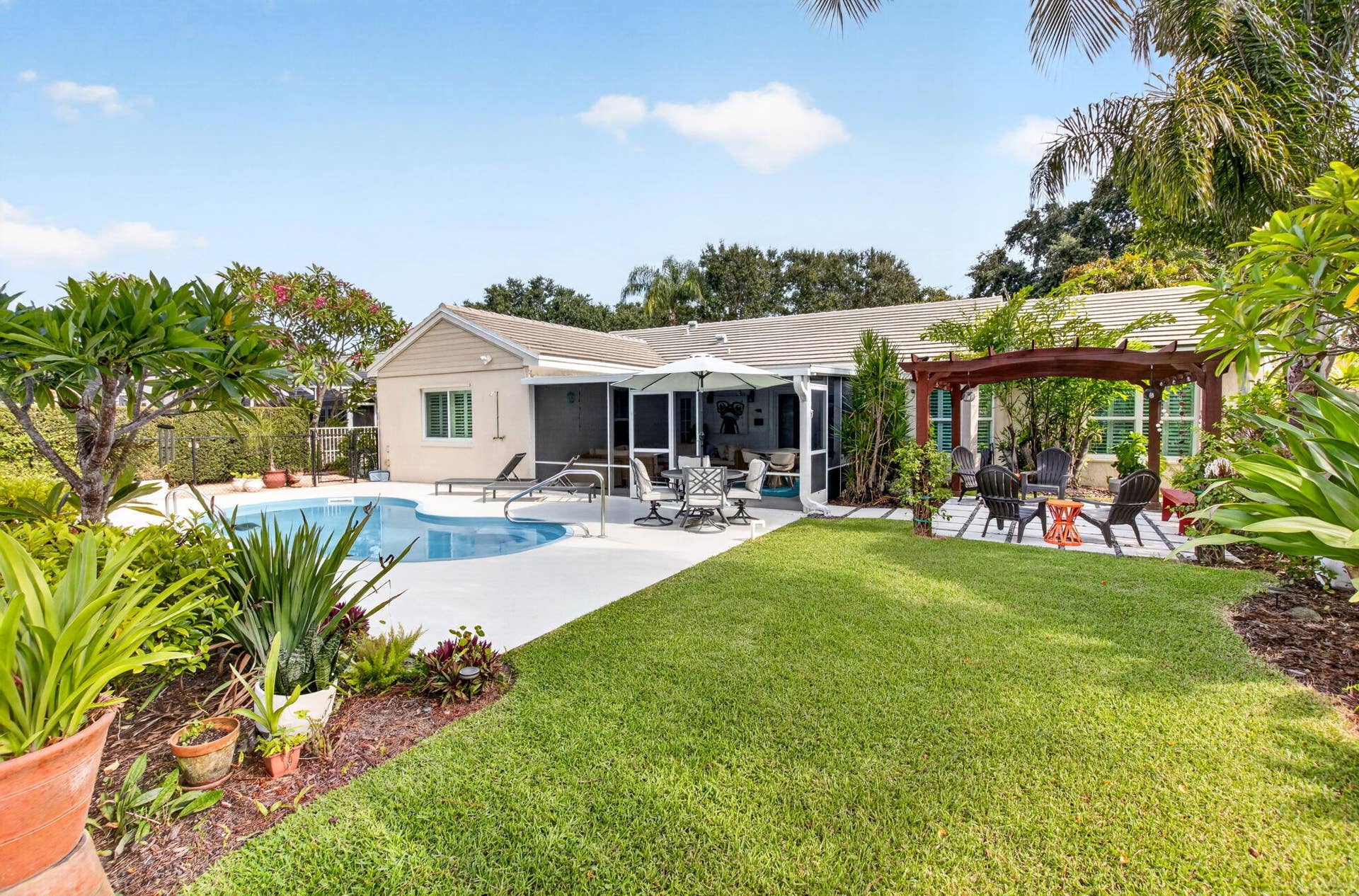 3864 Satin Leaf Court, Delray Beach, FL 33445 Large Backyard on Oversize Lot