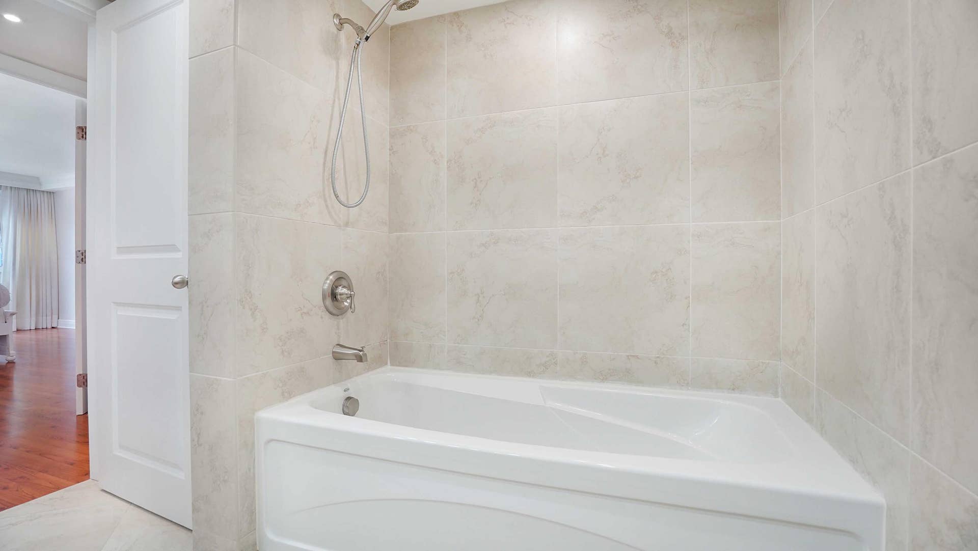 3430 Galt Ocean Drive, #501, Fort Lauderdale, FL 33308 DSC09119