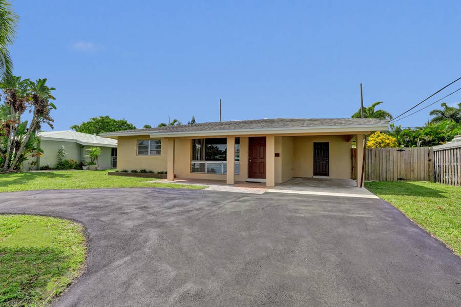 Property photo for 500 SE 4TH Court, Pompano Beach, FL