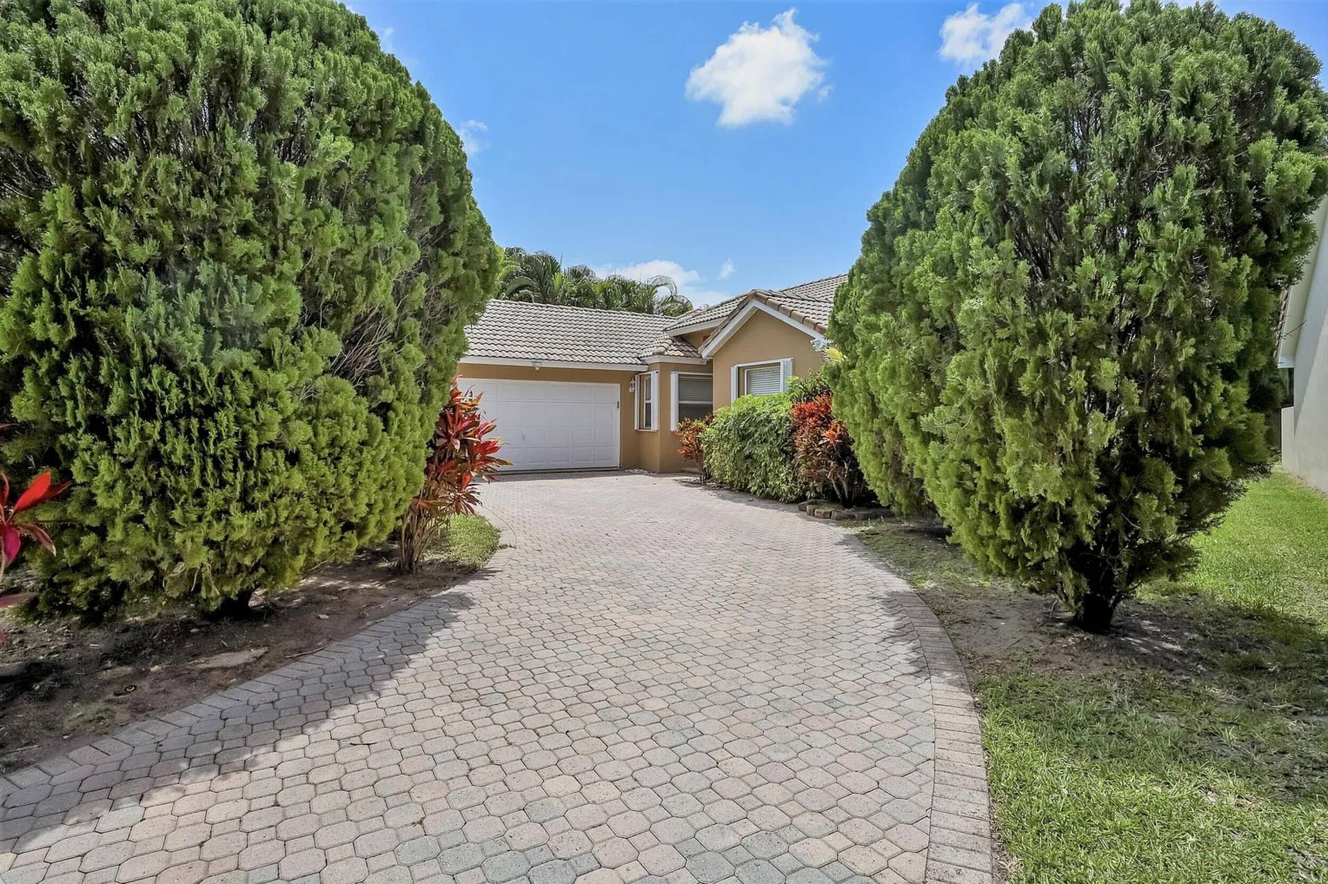 13284 MAJESTIC PINE Court, Delray Beach, Delray Beach, FL 33484 Screenshot 2026-05-06 at 1.53.34AM