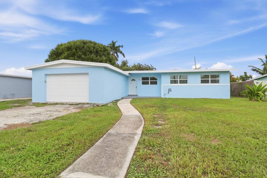 Property photo for 328 PONTE VEDRA Road, Palm Springs, FL