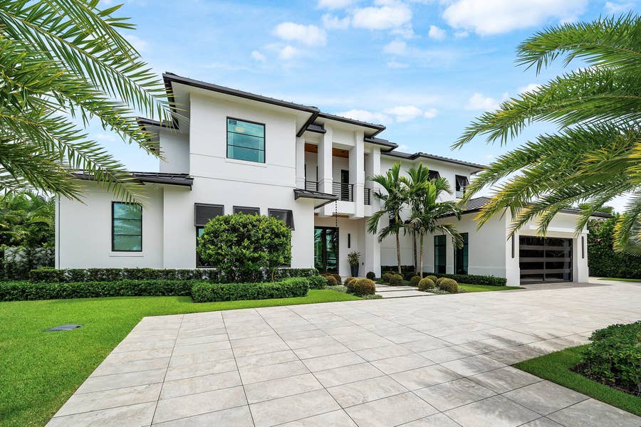 Property photo for 830 Lake Shore Drive, Delray Beach, FL