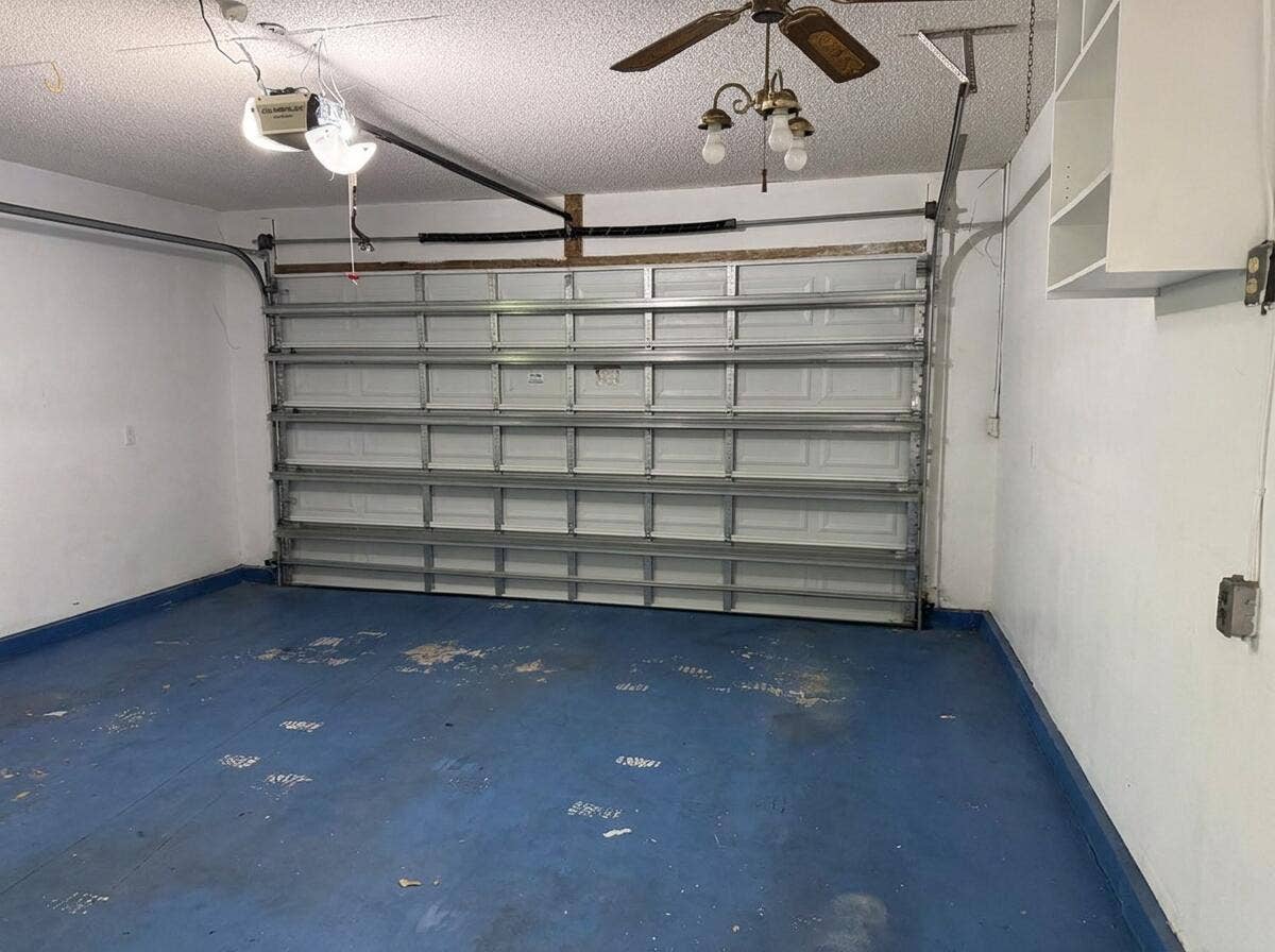 11 SUNSET Lane, Lauderdale By The Sea, FL 33062 Garage