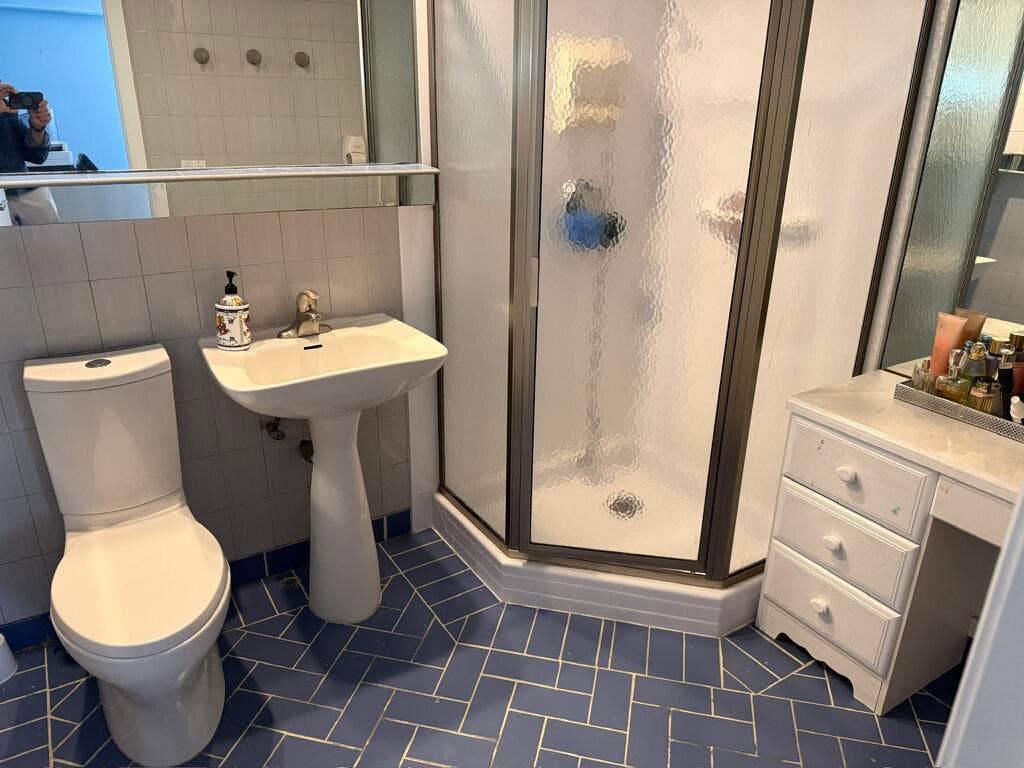 11 SUNSET Lane, Lauderdale By The Sea, FL 33062 Primary Bathroom