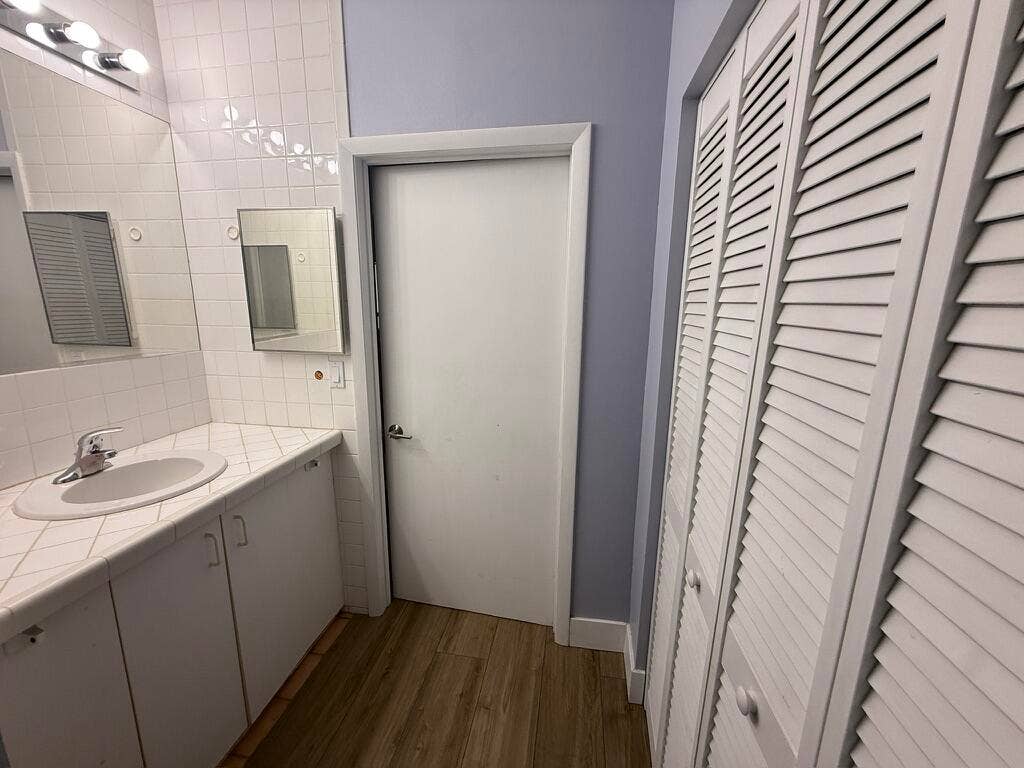 11 SUNSET Lane, Lauderdale By The Sea, FL 33062 Sink Area