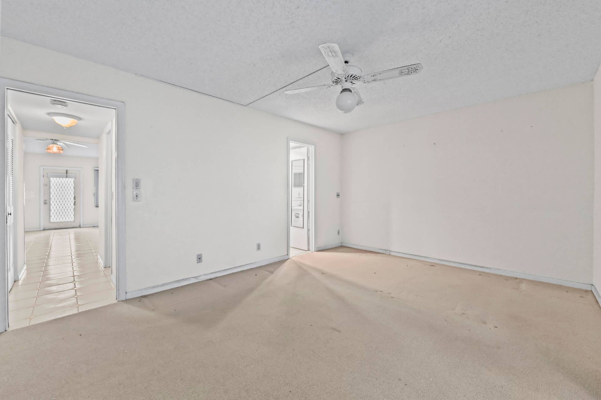 12 Bedroom 02