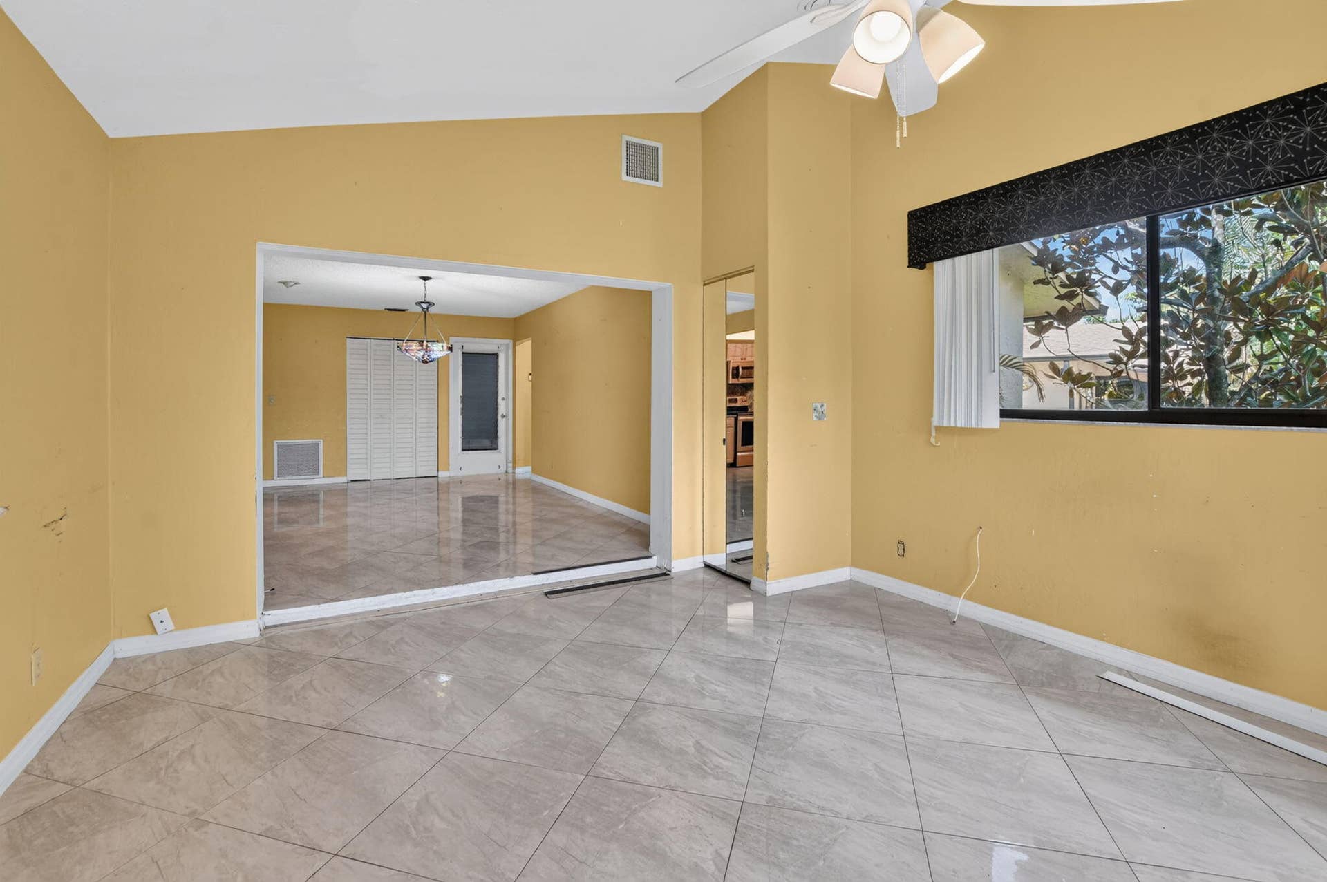 999 NW 23RD Lane, Delray Beach, FL 33445 23-web-or-mls-DSC_3625