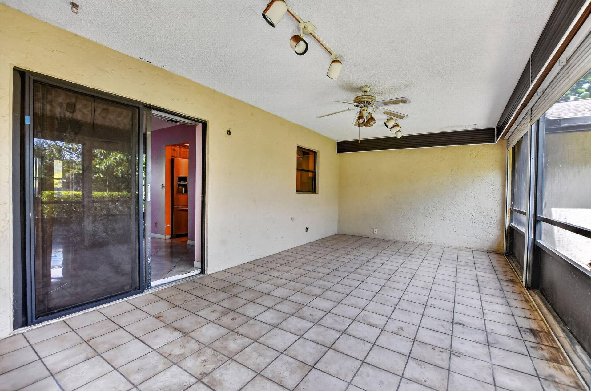 999 NW 23RD Lane, Delray Beach, FL 33445 42-web-or-mls-DSC_3720