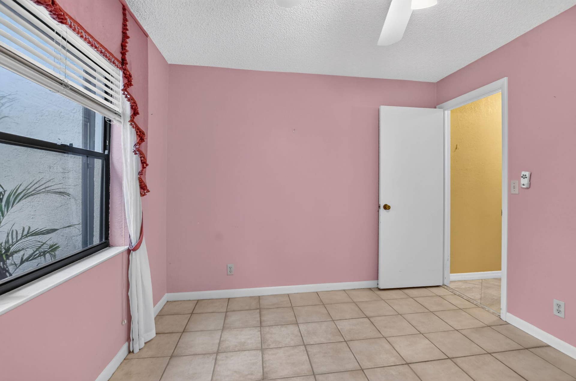999 NW 23RD Lane, Delray Beach, FL 33445 25-web-or-mls-DSC_3636