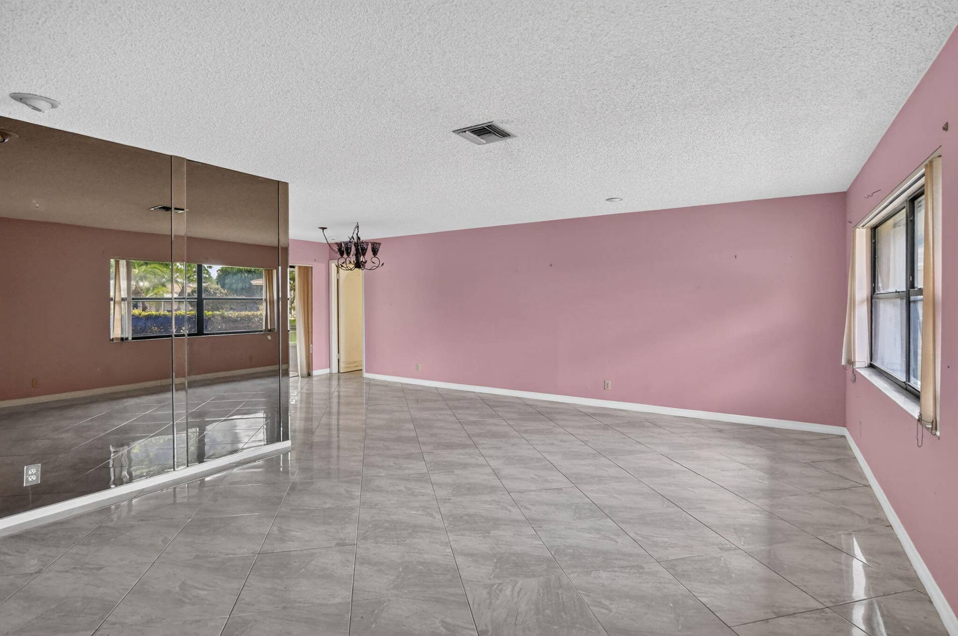 999 NW 23RD Lane, Delray Beach, FL 33445 8-web-or-mls-DSC_3552