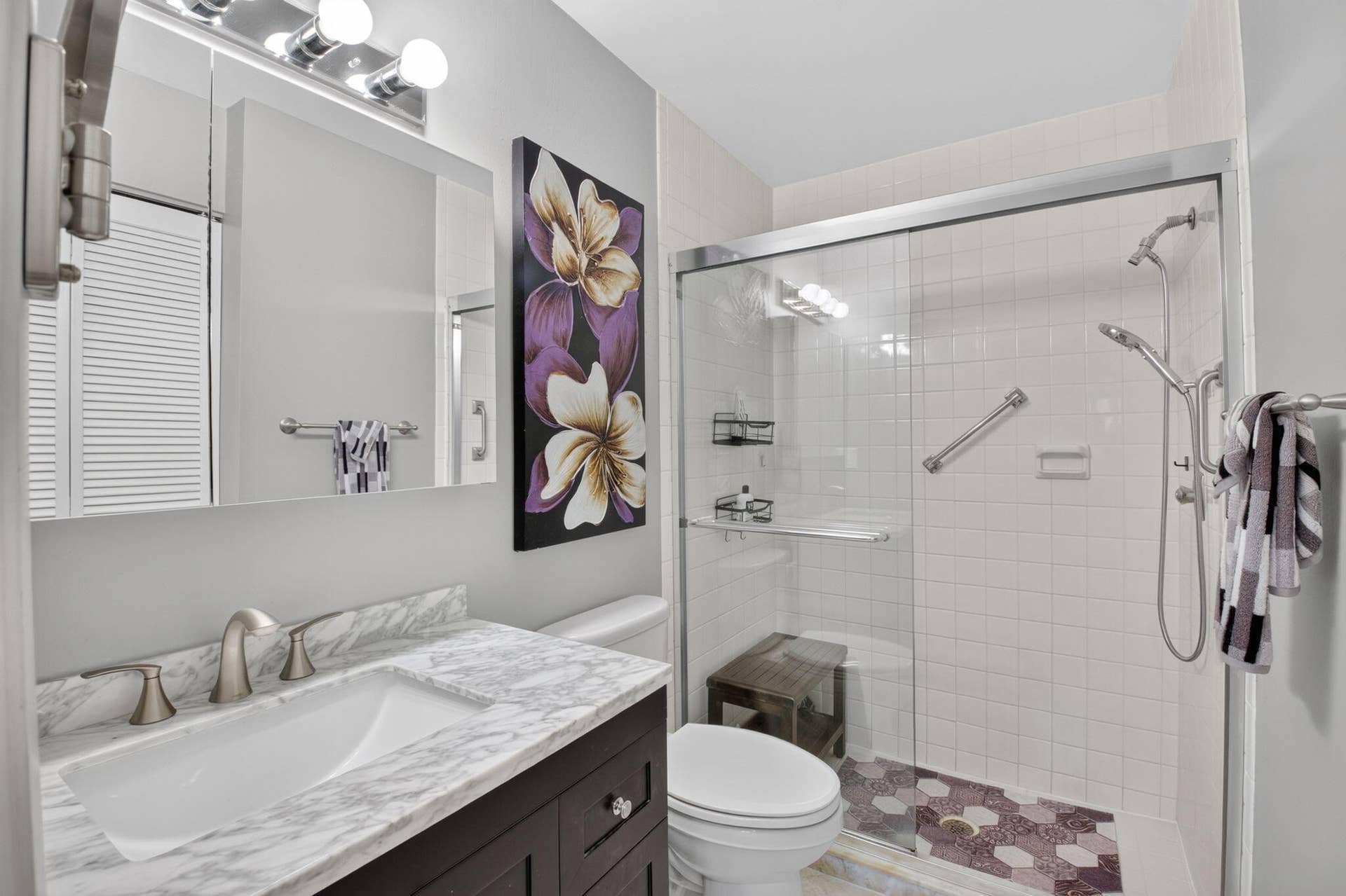 5810 ARECA PALM, #B, Delray Beach, FL 33484 MASTER w/ WALK-IN SHOWER