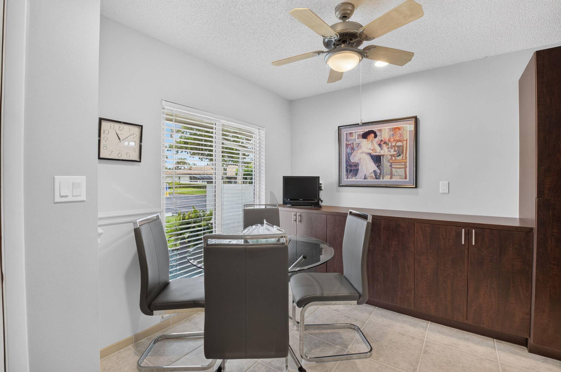 5810 ARECA PALM, #B, Delray Beach, FL 33484 KITCHEN w/ EXTRA CABINETS