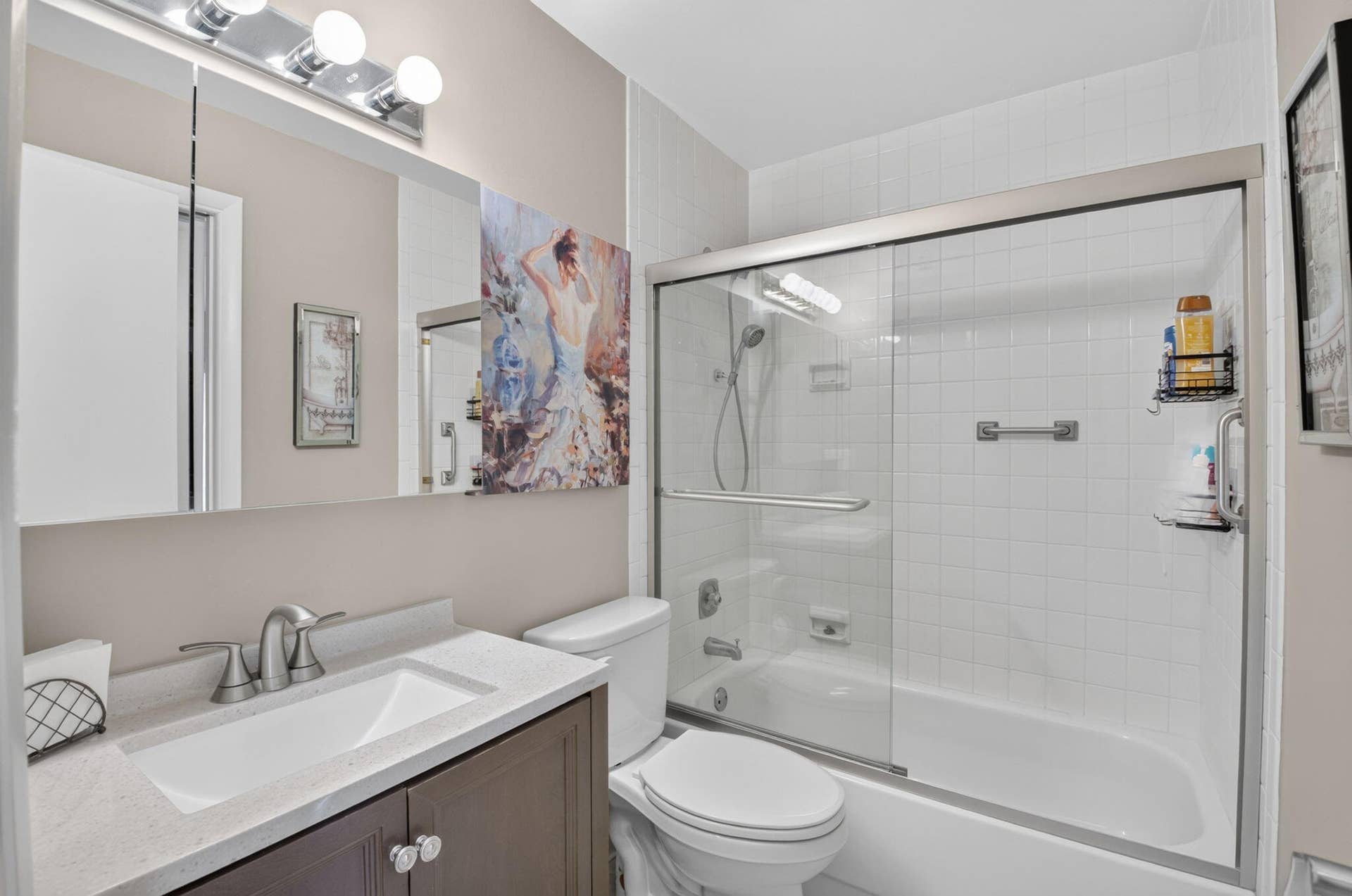5810 ARECA PALM, #B, Delray Beach, FL 33484 GUEST BATHROOM