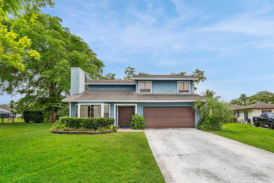 Property photo for 1726 TREEHAVEN Court, Wellington, FL