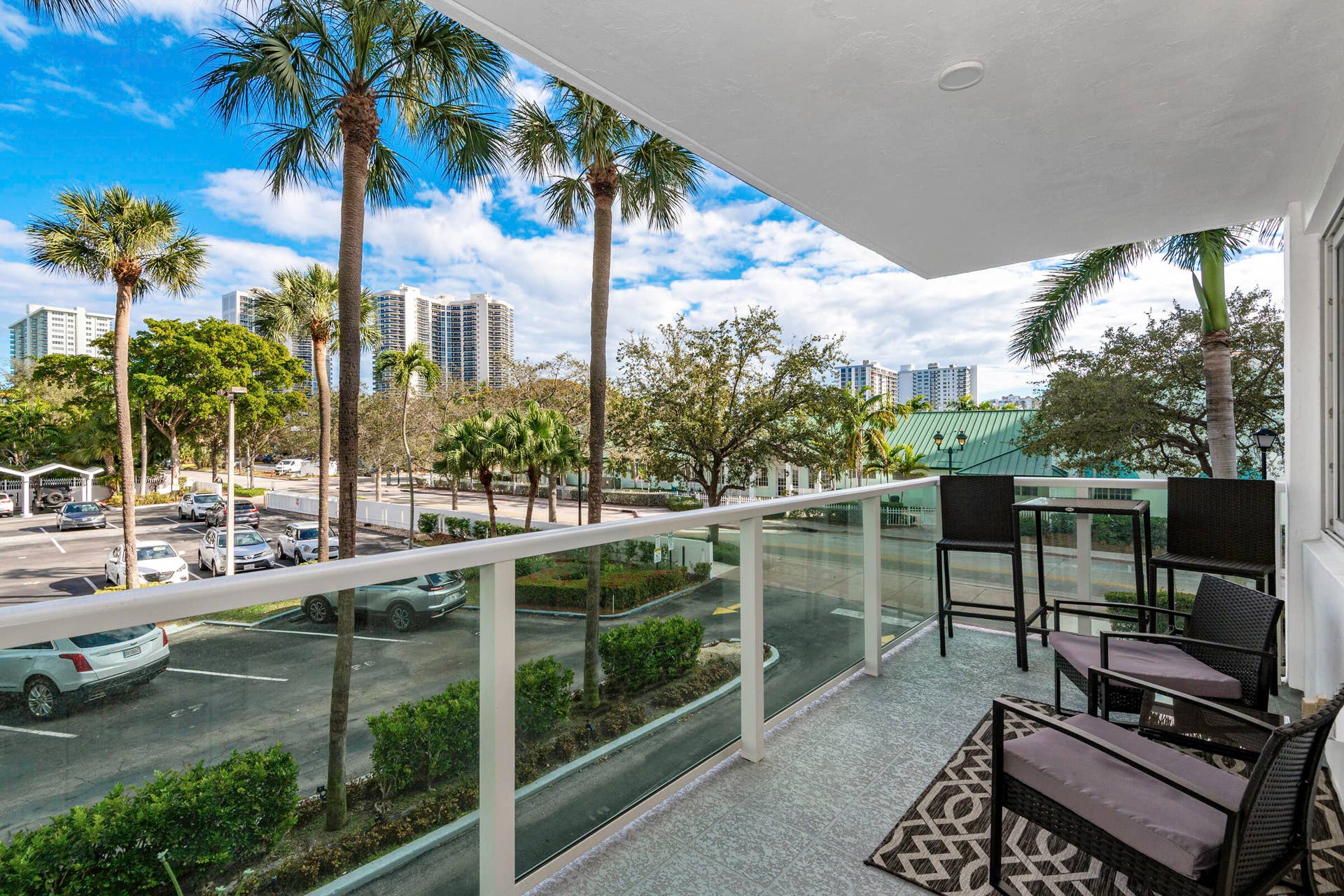 3233 NE 34TH Street, #215, Fort Lauderdale, FL 33308 0-25