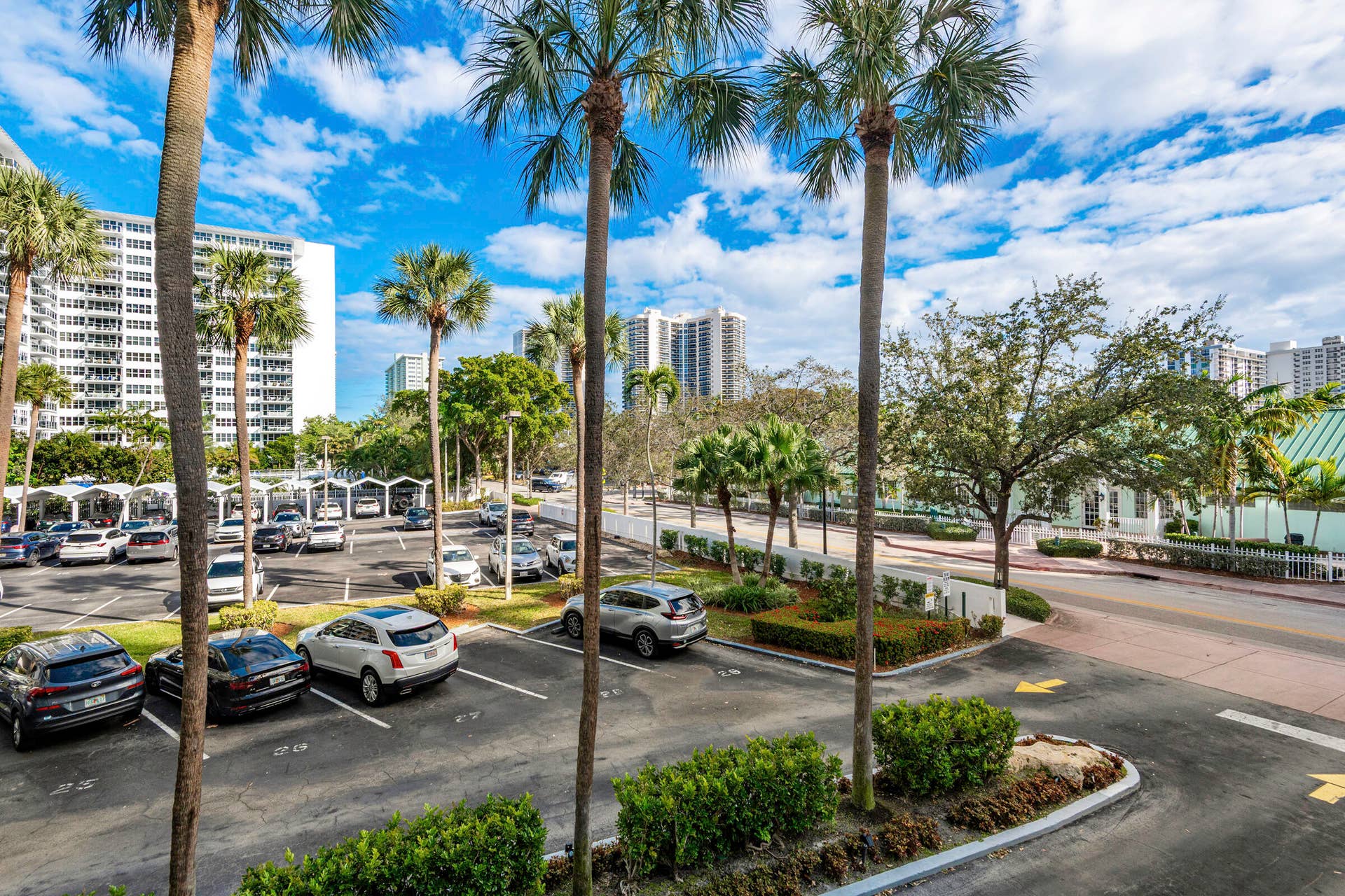 3233 NE 34TH Street, #215, Fort Lauderdale, FL 33308 0-27