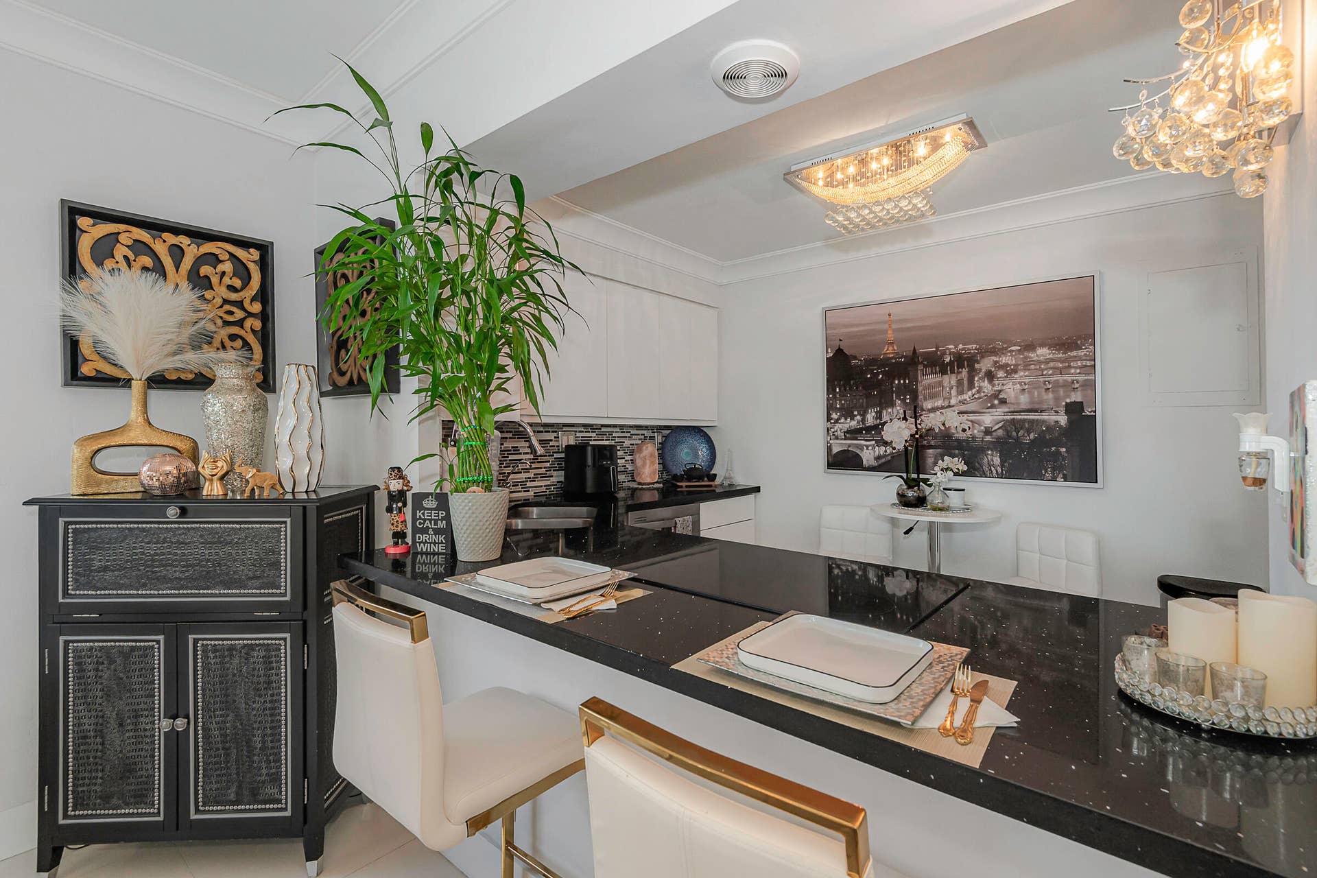 3233 NE 34TH Street, #215, Fort Lauderdale, FL 33308 0-9