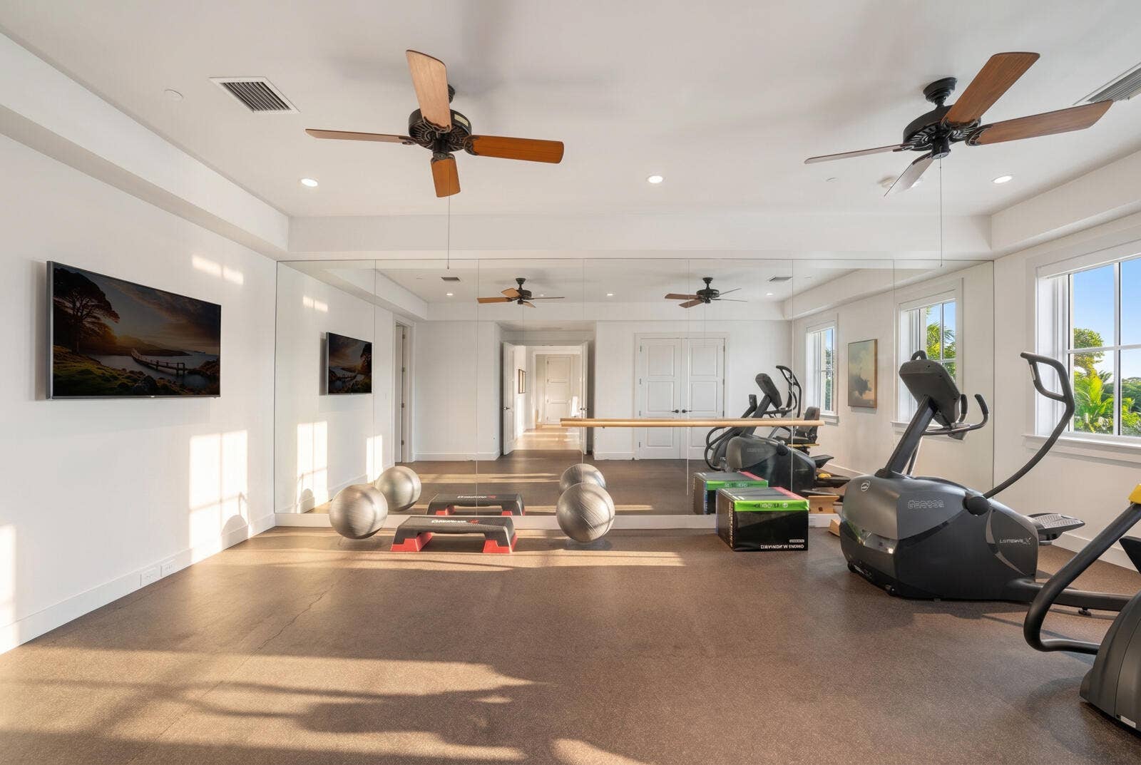 4101 S Ocean Boulevard, Highland Beach, FL 33487 Guest Bedroom / Fitness